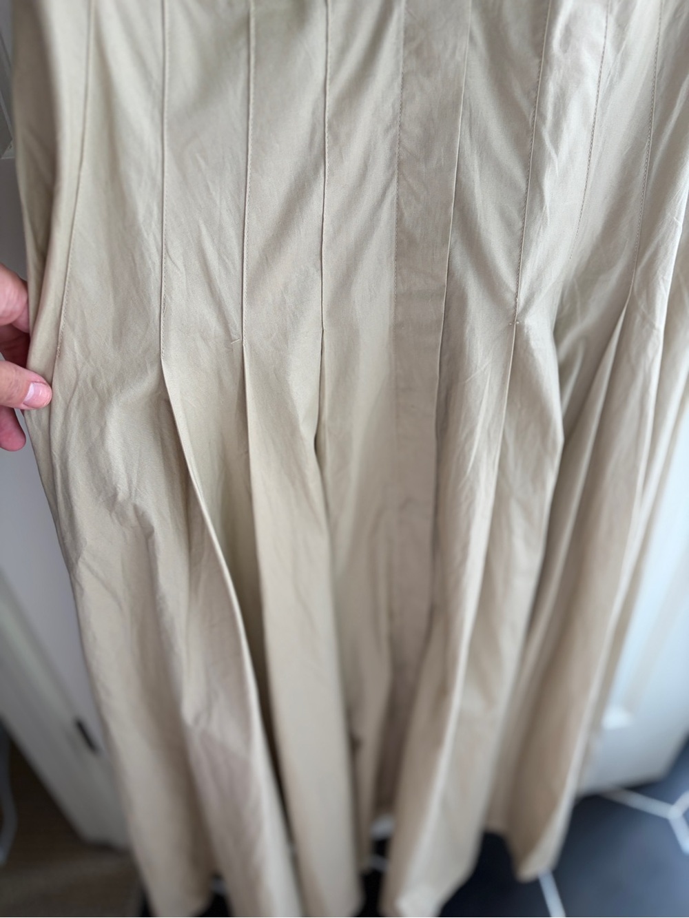 Like new size 12 Chadwick’s vintage shirt dress in tan/beige. SO flattering. - Picture 8 of 11